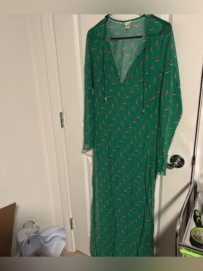 Soraya Women’s S/M Green Sheer Dress Swimsuit Coverup